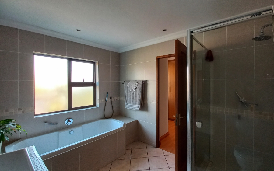 3 Bedroom Property for Sale in Libradene Gauteng