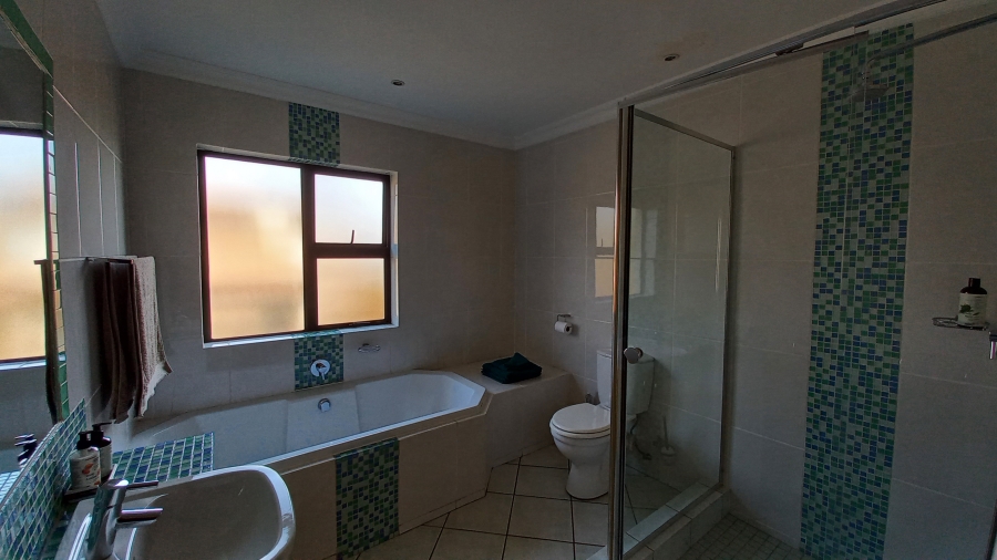 3 Bedroom Property for Sale in Libradene Gauteng