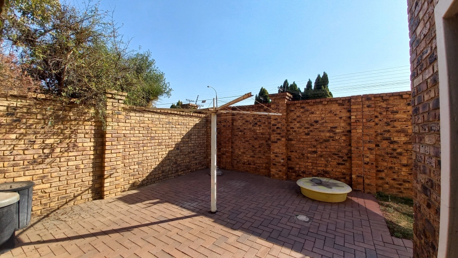 3 Bedroom Property for Sale in Libradene Gauteng