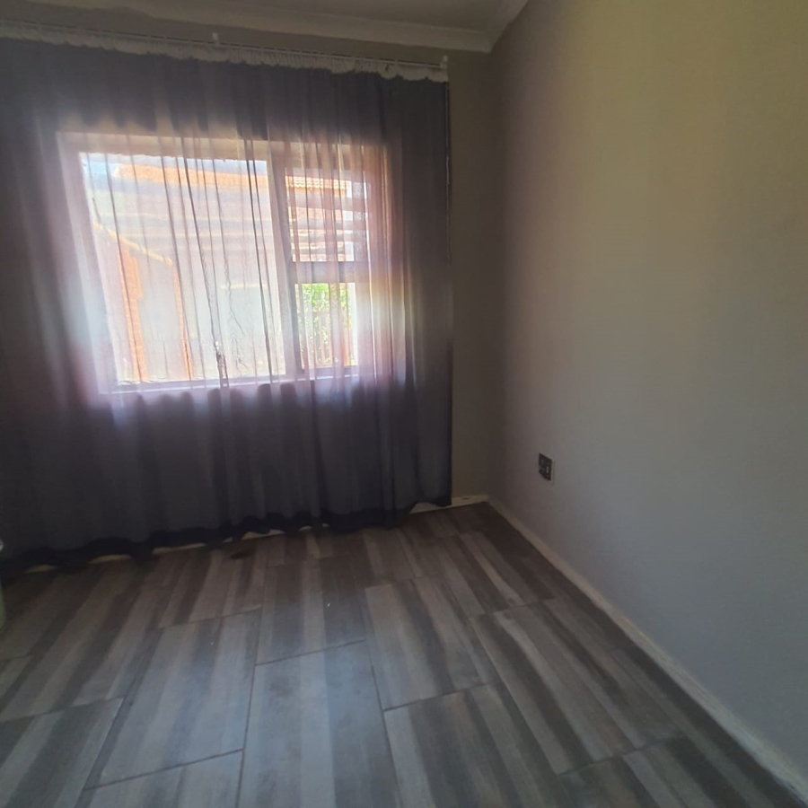 4 Bedroom Property for Sale in Dalpark Ext 1 Gauteng