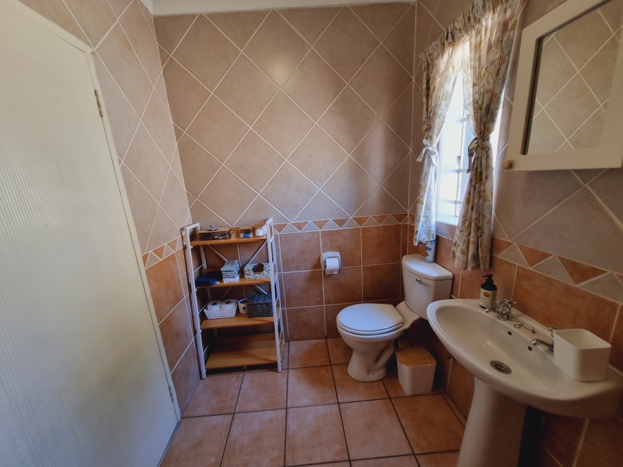 2 Bedroom Property for Sale in Faerie Glen Gauteng