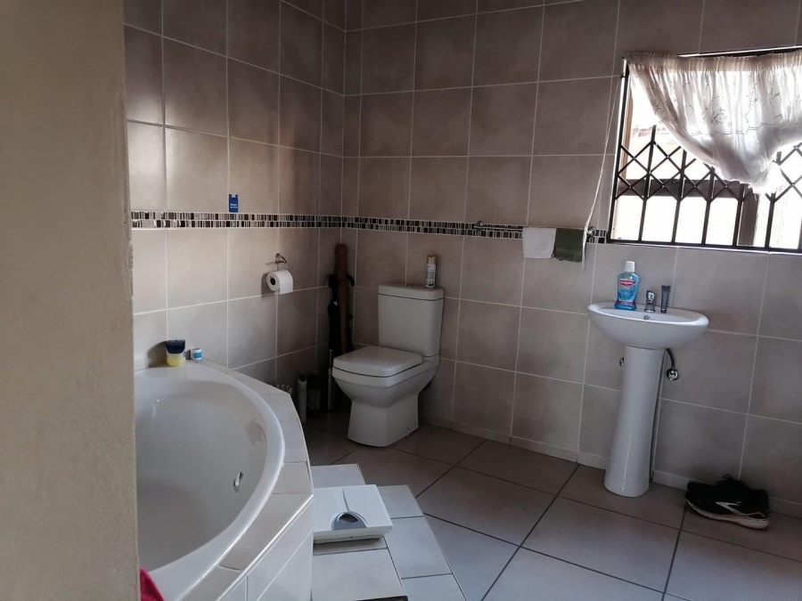 3 Bedroom Property for Sale in Jameson Park Gauteng