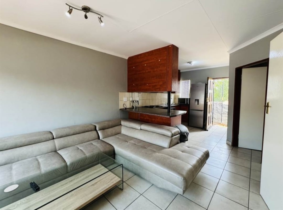 To Let 2 Bedroom Property for Rent in Pollak Park Gauteng