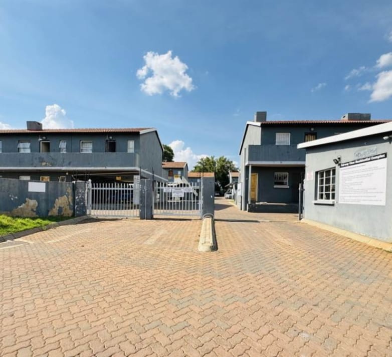 To Let 2 Bedroom Property for Rent in Pollak Park Gauteng