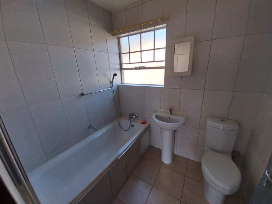 2 Bedroom Property for Sale in Alan Manor Gauteng