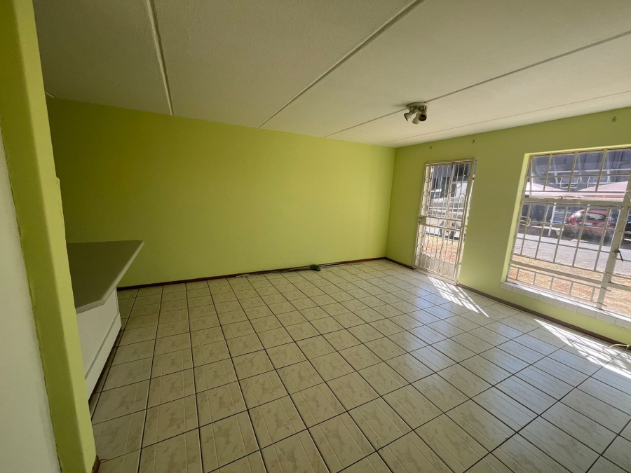 2 Bedroom Property for Sale in Alan Manor Gauteng