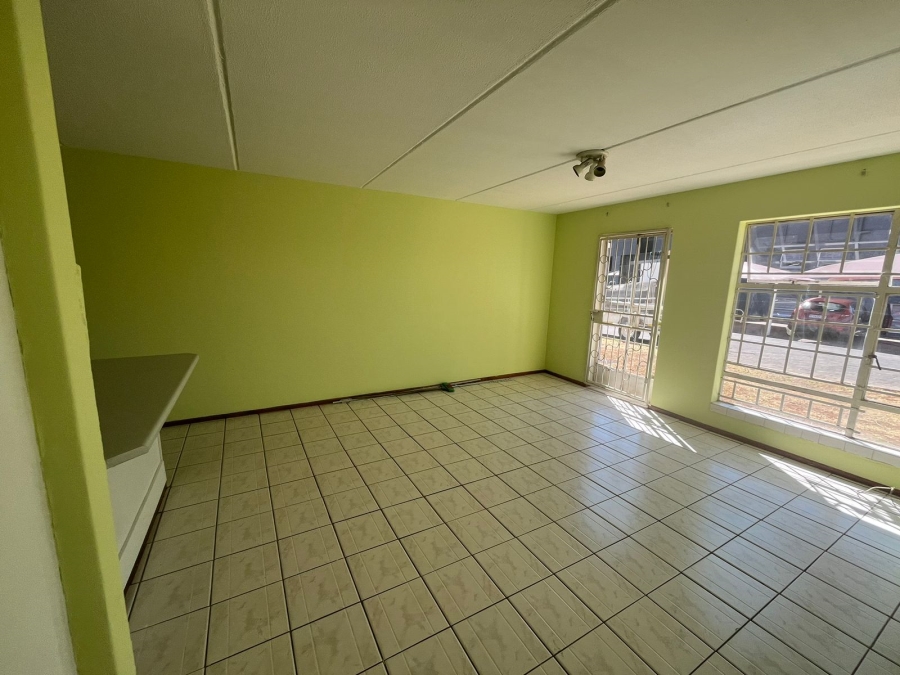 2 Bedroom Property for Sale in Alan Manor Gauteng