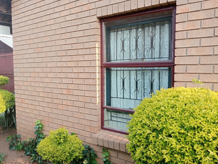 3 Bedroom Property for Sale in Mabopane Gauteng