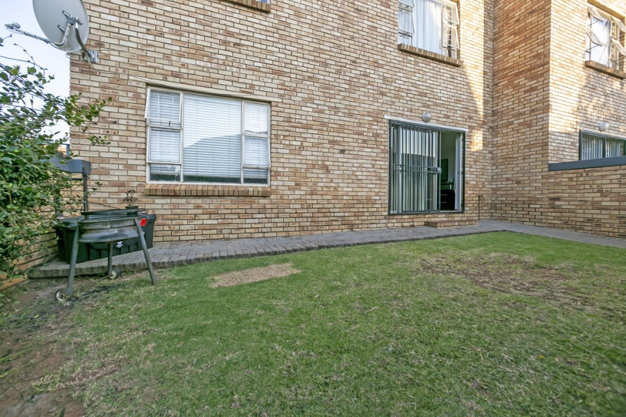 2 Bedroom Property for Sale in Berario Gauteng