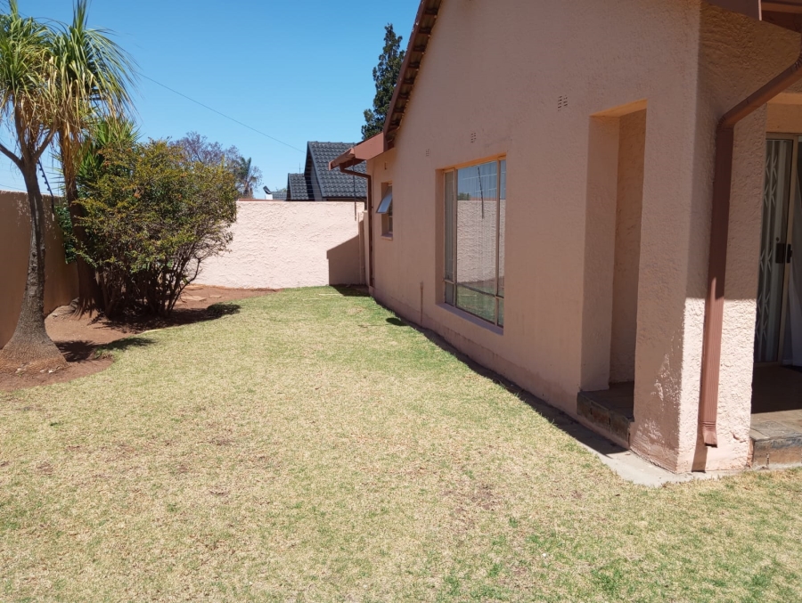 3 Bedroom Property for Sale in Rant En Dal Gauteng