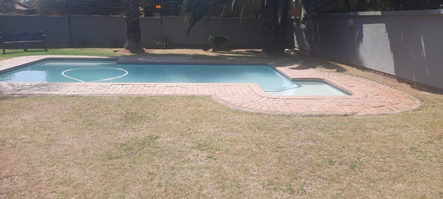 To Let 3 Bedroom Property for Rent in Birchleigh Gauteng