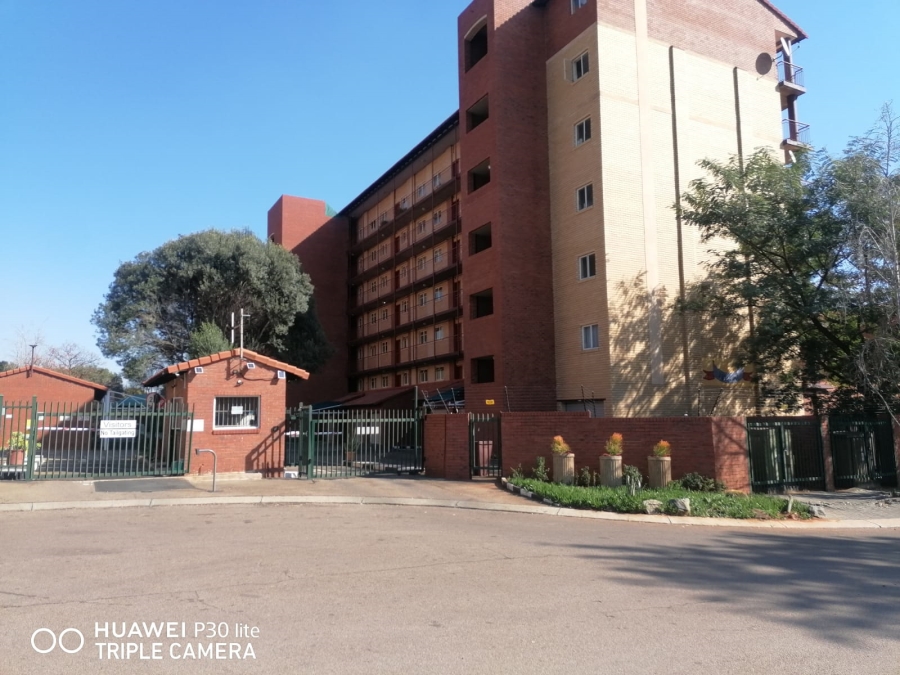 To Let 2 Bedroom Property for Rent in Die Wilgers Gauteng