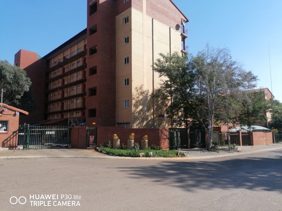 To Let 2 Bedroom Property for Rent in Die Wilgers Gauteng