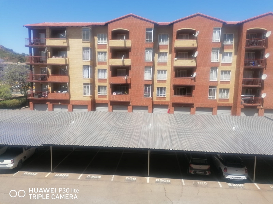 To Let 2 Bedroom Property for Rent in Die Wilgers Gauteng