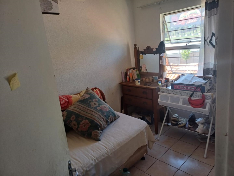 2 Bedroom Property for Sale in Linmeyer Gauteng