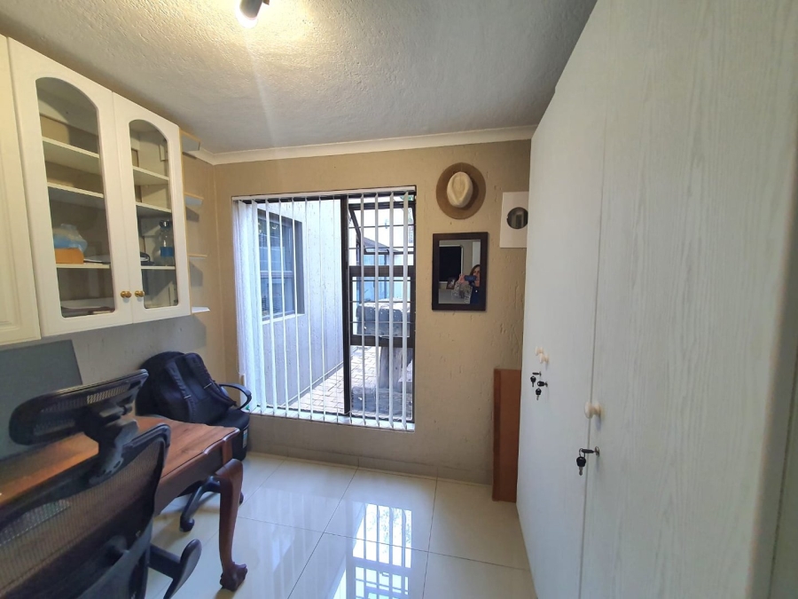 4 Bedroom Property for Sale in Noordkruin Gauteng