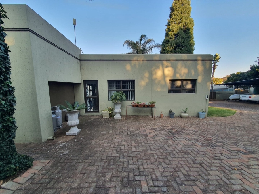 4 Bedroom Property for Sale in Noordkruin Gauteng