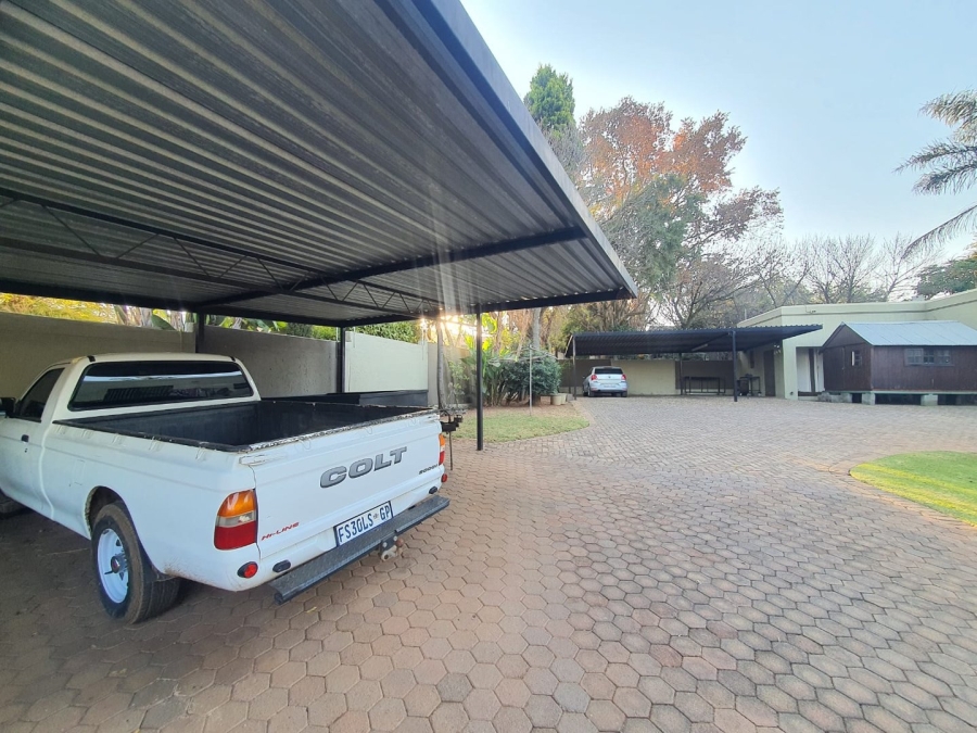 4 Bedroom Property for Sale in Noordkruin Gauteng