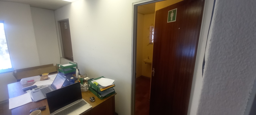 To Let commercial Property for Rent in Jet Park Gauteng