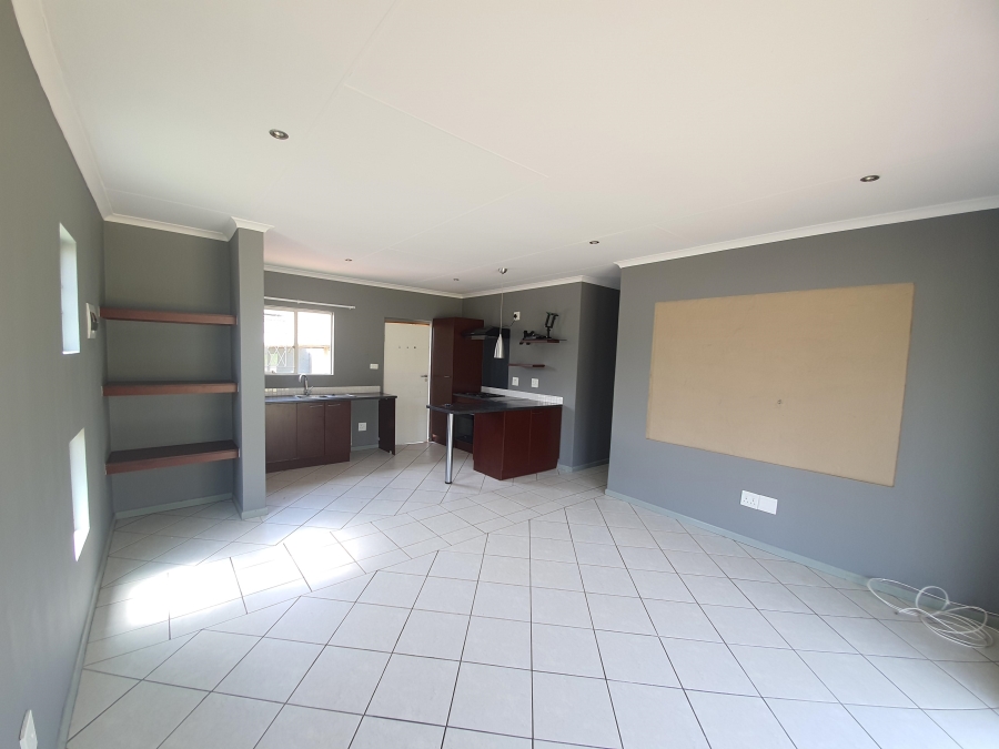 To Let 3 Bedroom Property for Rent in Albemarle Gauteng