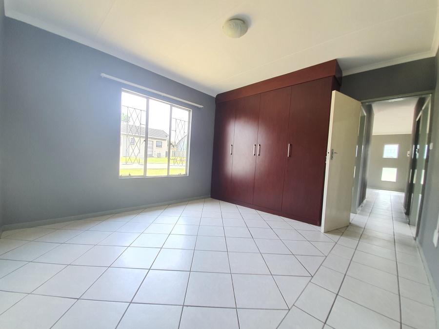 To Let 3 Bedroom Property for Rent in Albemarle Gauteng