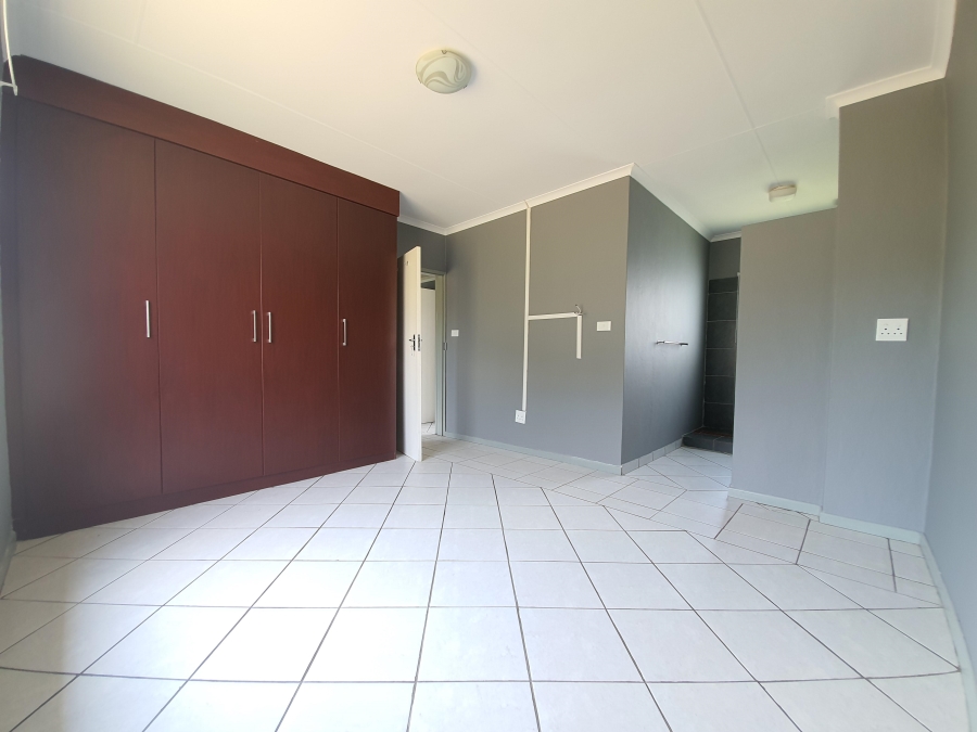 To Let 3 Bedroom Property for Rent in Albemarle Gauteng