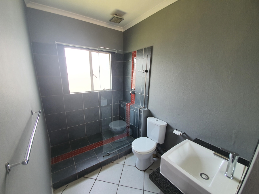 To Let 3 Bedroom Property for Rent in Albemarle Gauteng