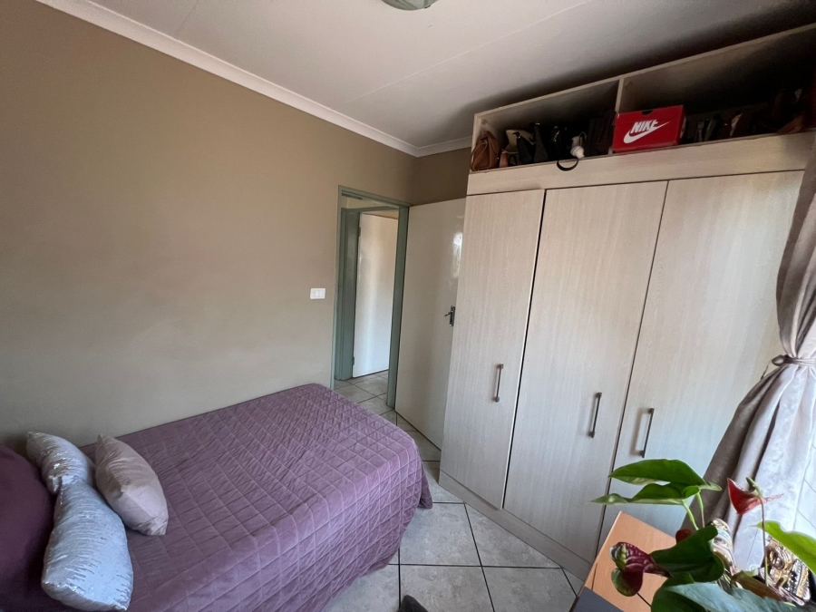 To Let 3 Bedroom Property for Rent in Albemarle Gauteng