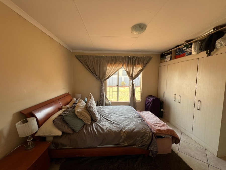 To Let 3 Bedroom Property for Rent in Albemarle Gauteng