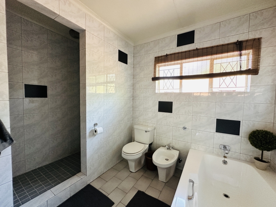 4 Bedroom Property for Sale in Hazeldene Gauteng