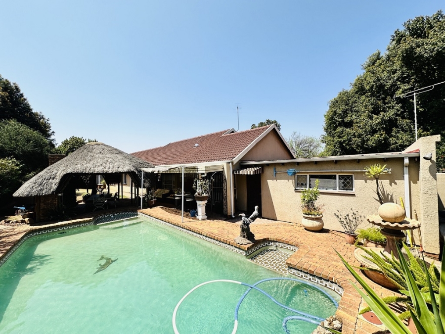 4 Bedroom Property for Sale in Hazeldene Gauteng