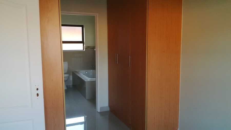 To Let 3 Bedroom Property for Rent in Terenure Gauteng