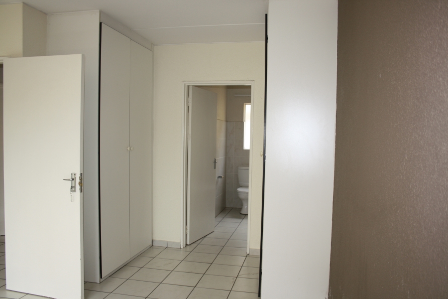 To Let 3 Bedroom Property for Rent in Terenure Gauteng