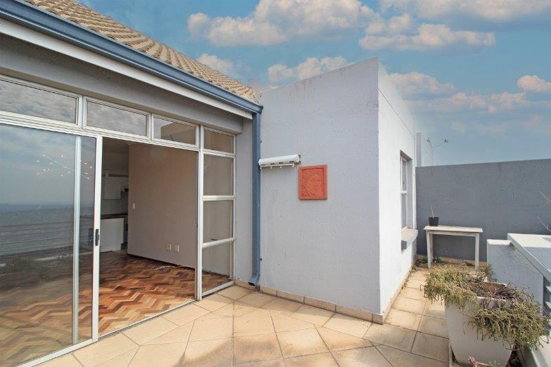 1 Bedroom Property for Sale in Northcliff Gauteng