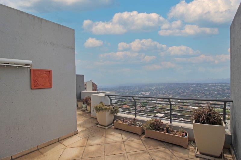 1 Bedroom Property for Sale in Northcliff Gauteng