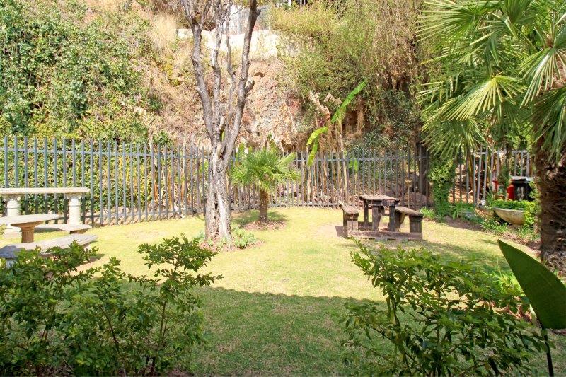 1 Bedroom Property for Sale in Northcliff Gauteng