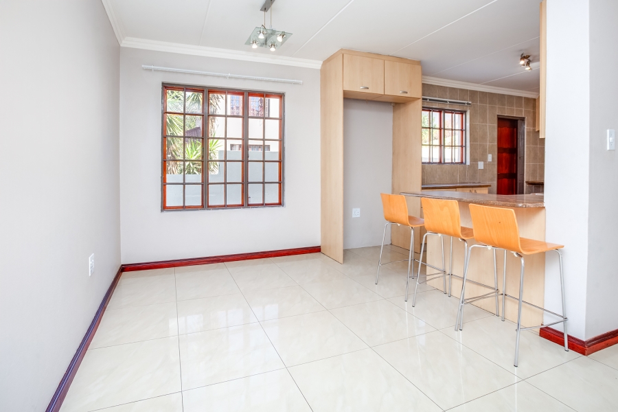 4 Bedroom Property for Sale in Lonehill Gauteng