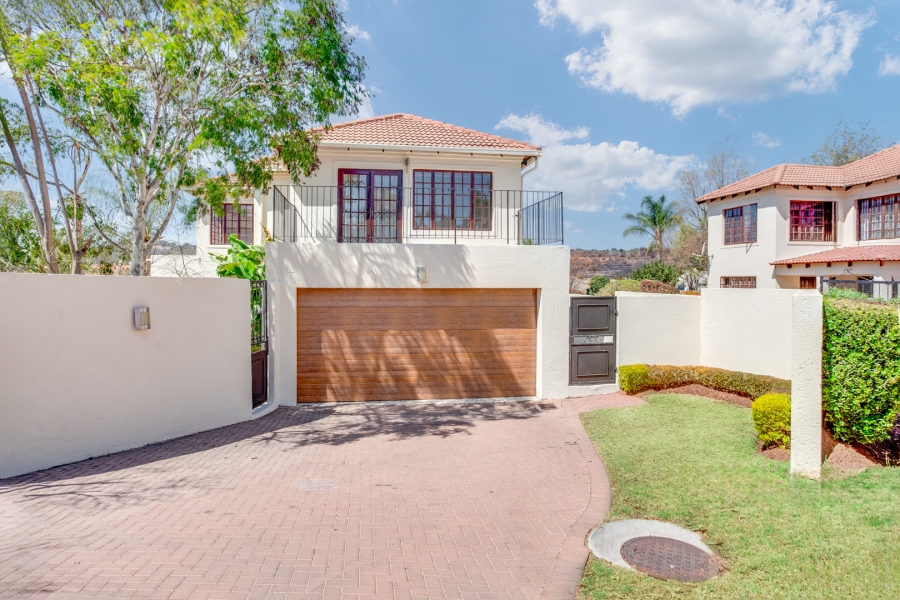 4 Bedroom Property for Sale in Lonehill Gauteng