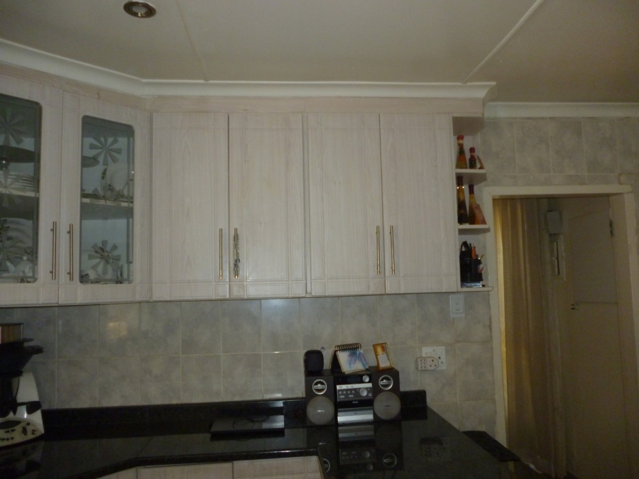 4 Bedroom Property for Sale in Lenasia Gauteng