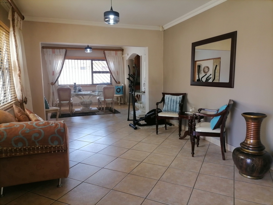 3 Bedroom Property for Sale in Mackenzie Park Gauteng