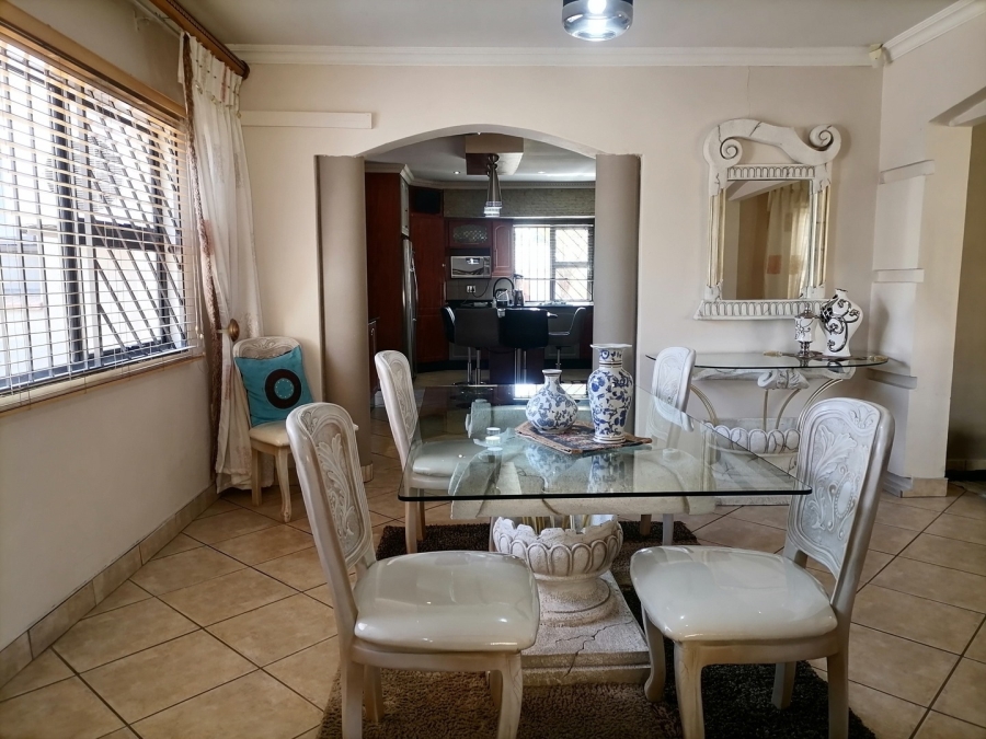 3 Bedroom Property for Sale in Mackenzie Park Gauteng