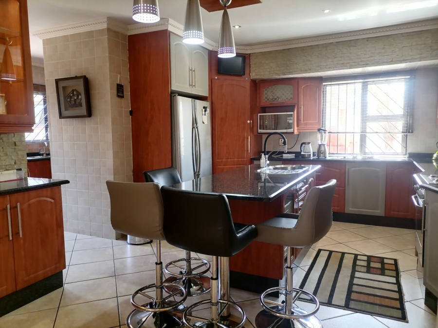 3 Bedroom Property for Sale in Mackenzie Park Gauteng