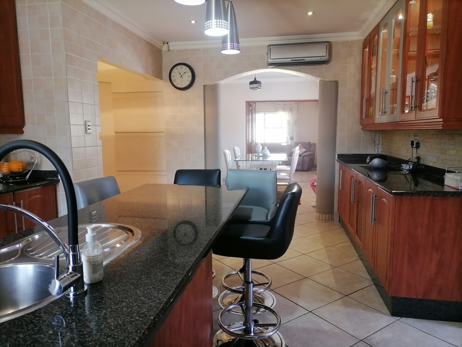 3 Bedroom Property for Sale in Mackenzie Park Gauteng