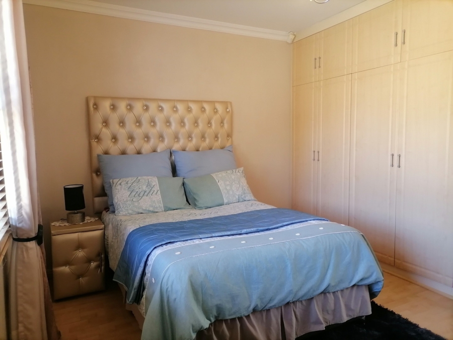 3 Bedroom Property for Sale in Mackenzie Park Gauteng