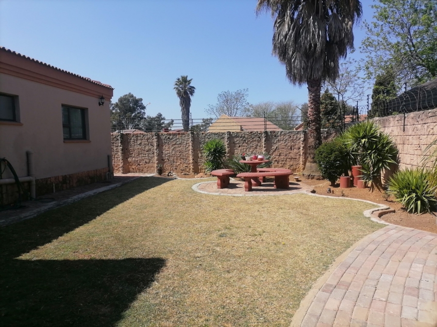 3 Bedroom Property for Sale in Mackenzie Park Gauteng