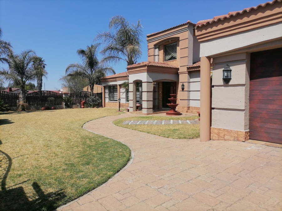 3 Bedroom Property for Sale in Mackenzie Park Gauteng