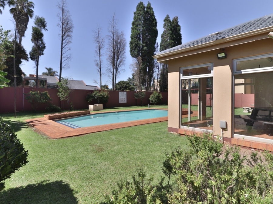 2 Bedroom Property for Sale in Lakefield Gauteng