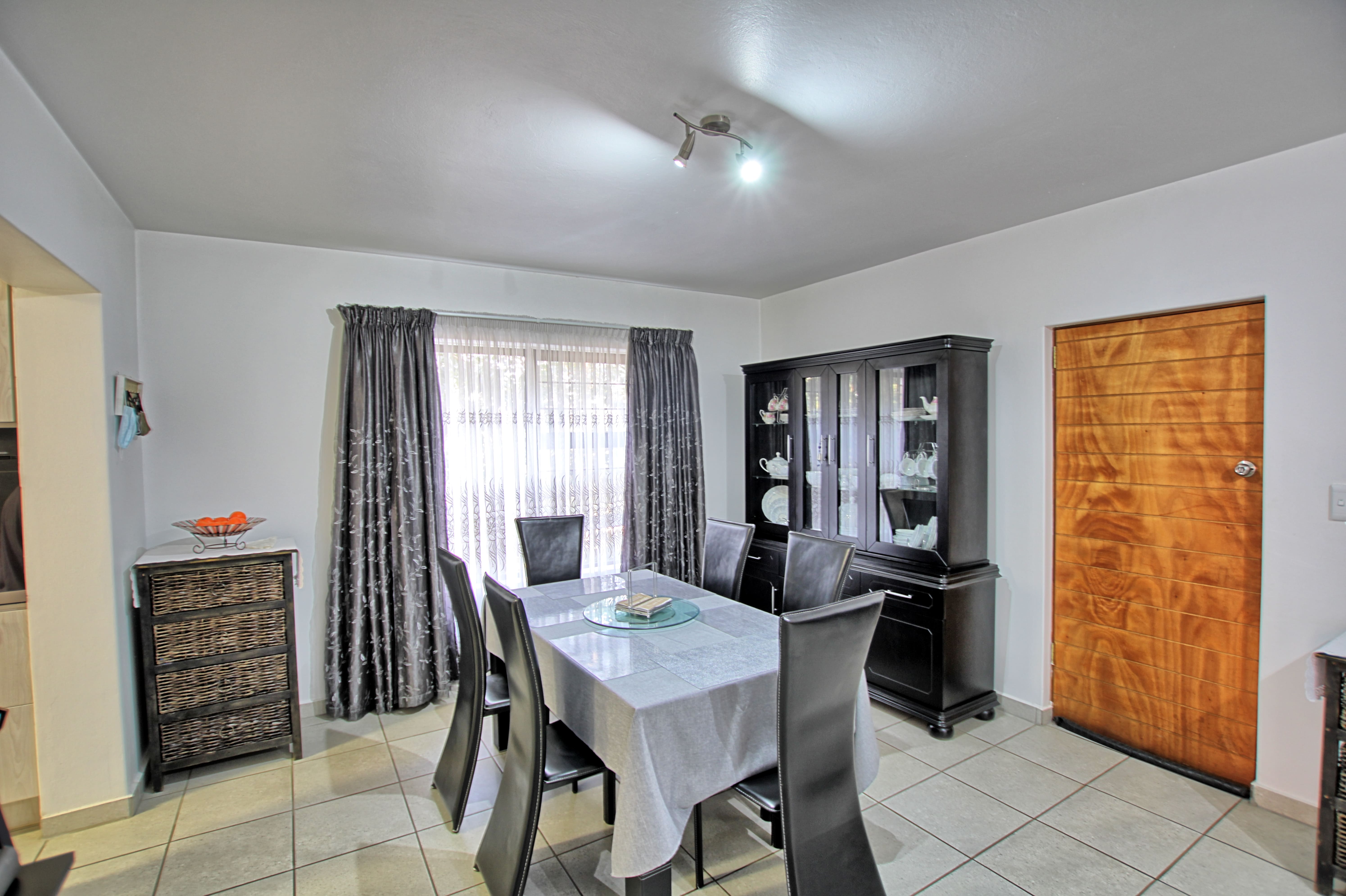 2 Bedroom Property for Sale in Honeydew Gauteng