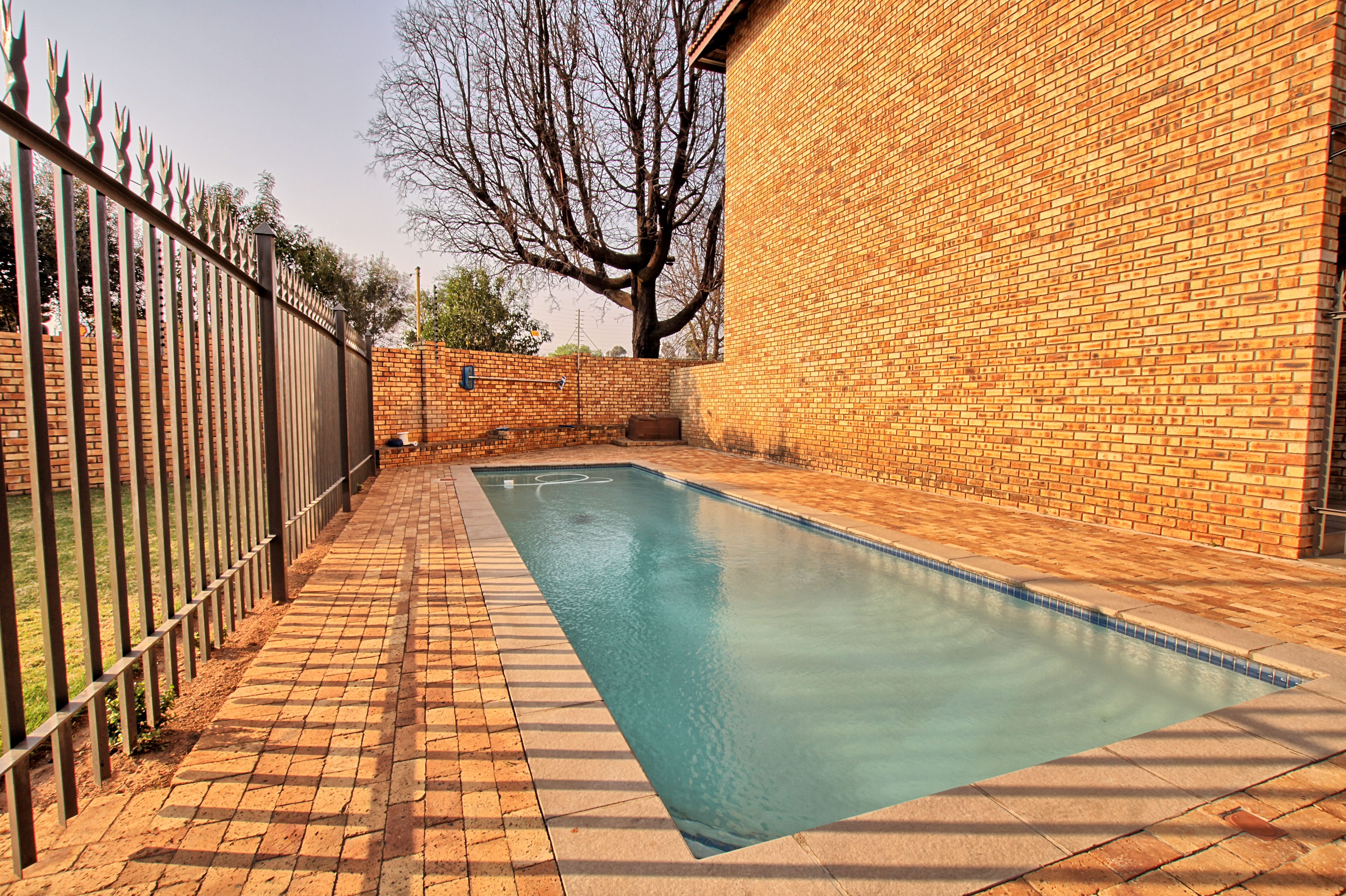 2 Bedroom Property for Sale in Honeydew Gauteng