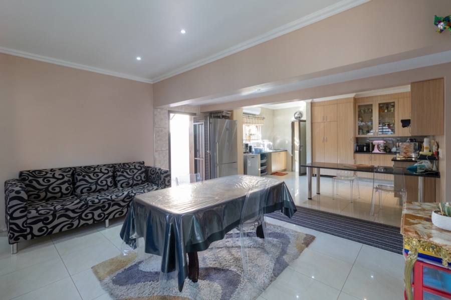 2 Bedroom Property for Sale in The Stewards Gauteng